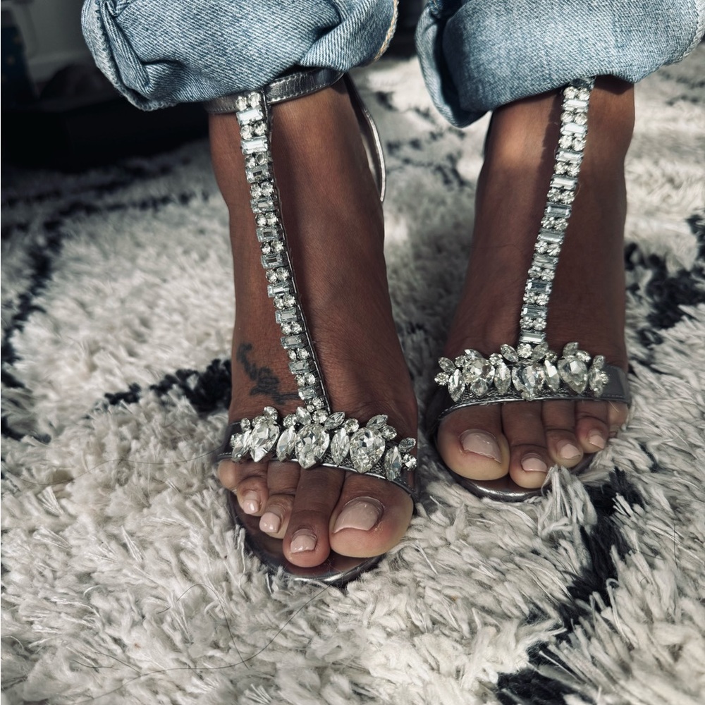 Steve Madden Jeweled T Strap Heels - Size 9
